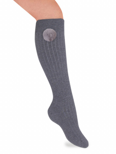 Calcetines altos canalé con pompón Gris Grey