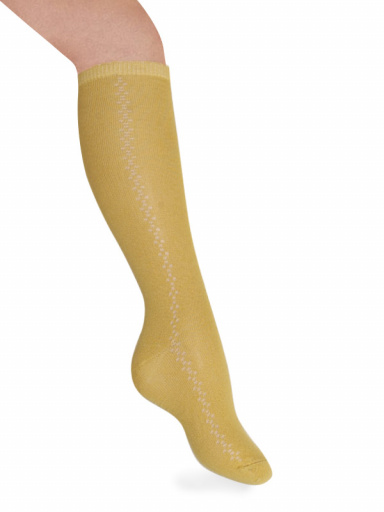 Calcetines altos calados lateral Mostaza Mustard