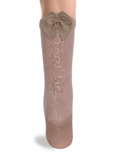 Calcetines altos con costura trasera y lazo pequeño Camel
