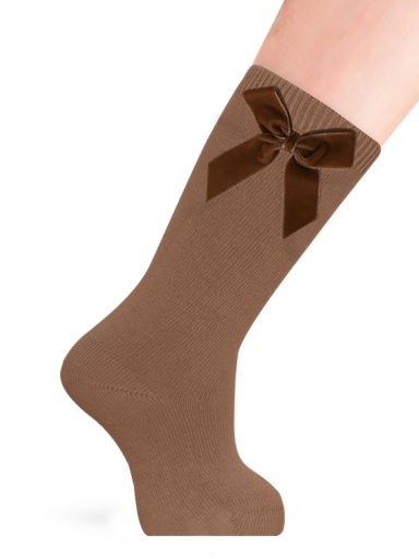 Calcetines altos lisos con lazo de terciopelo largo Avellana Hazel