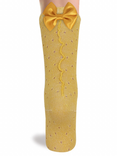Calcetines altos plumeti con costura trasera y lazo doble Mostaza Mustard