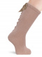 Calcetines altos con costura trasera y lazo pequeño Camel