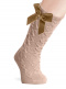 Calcetines altos labrados con lazo de terciopelo largo Haya Peanut