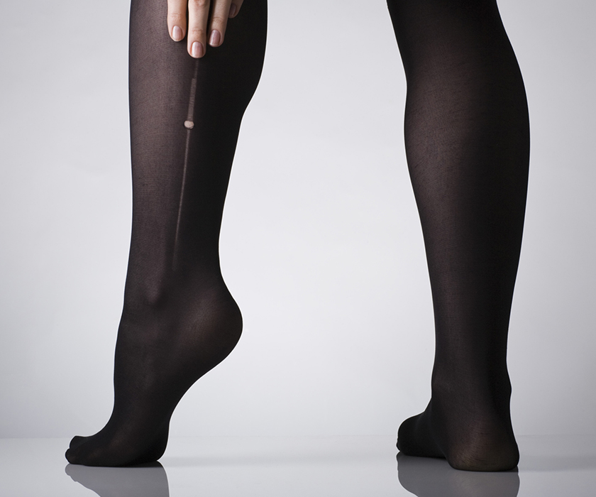 Panty con rotura y carrera Panty con rotura y carrera